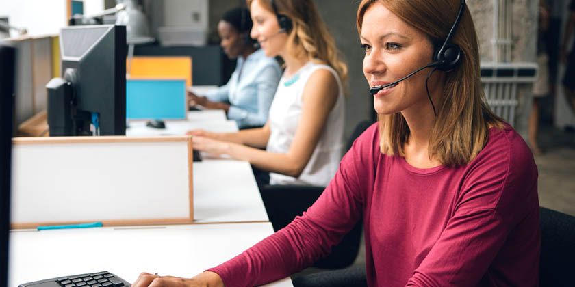 woocommerce vs shopify: support & community