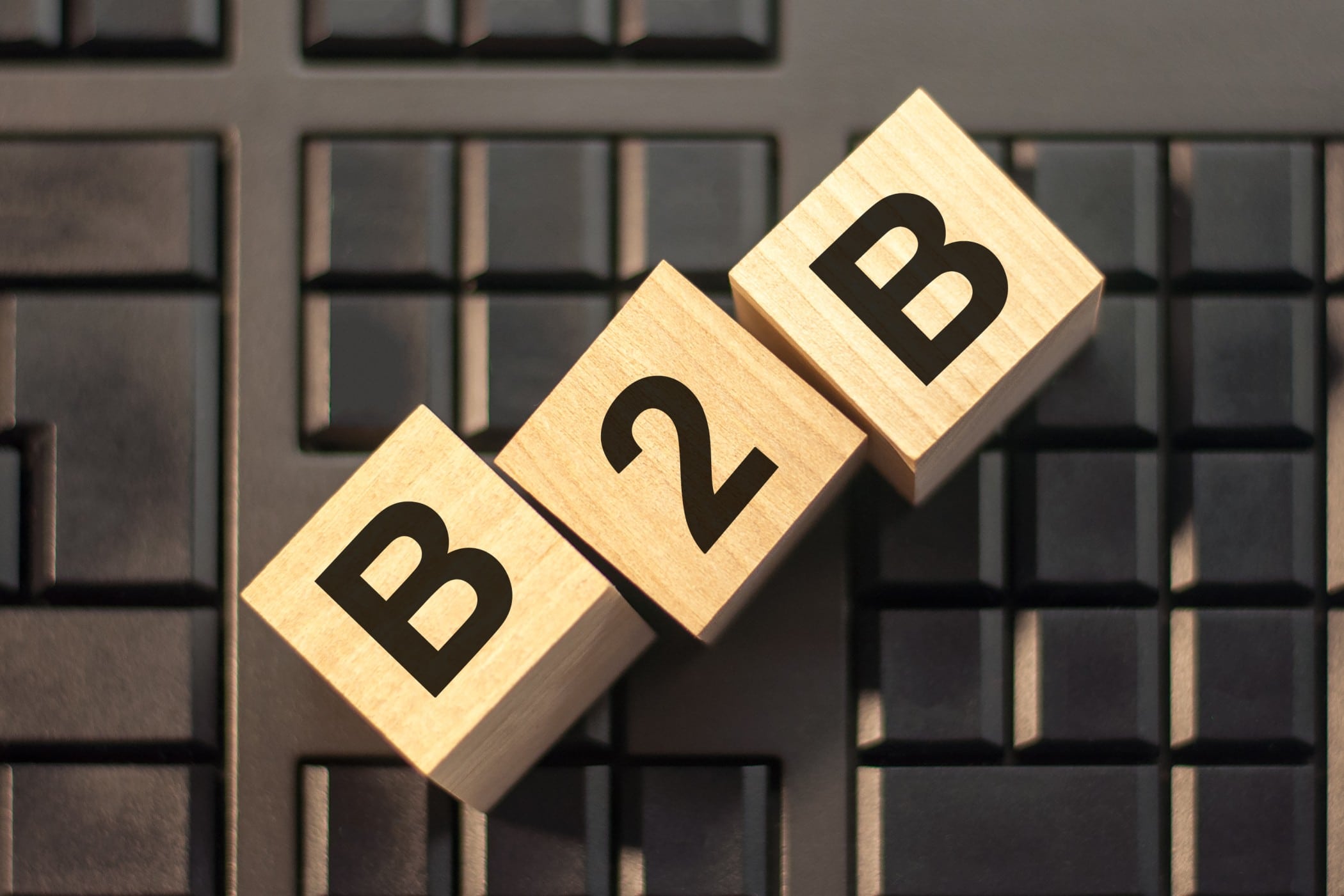 b2b word in wood shape
